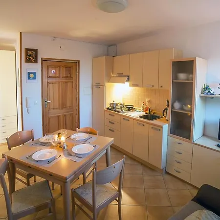 Apartman Apartament Dadaj Dadaj