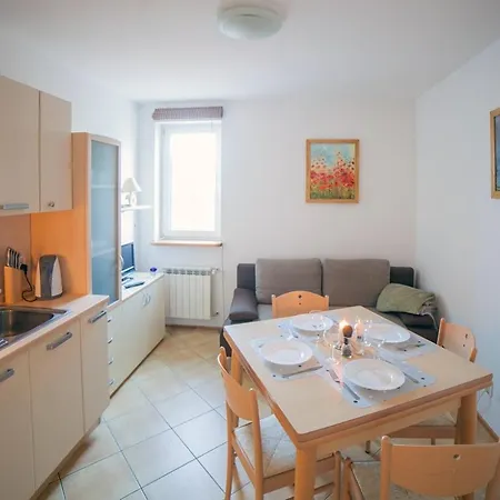 Apartament Dadaj Apartman Dadaj